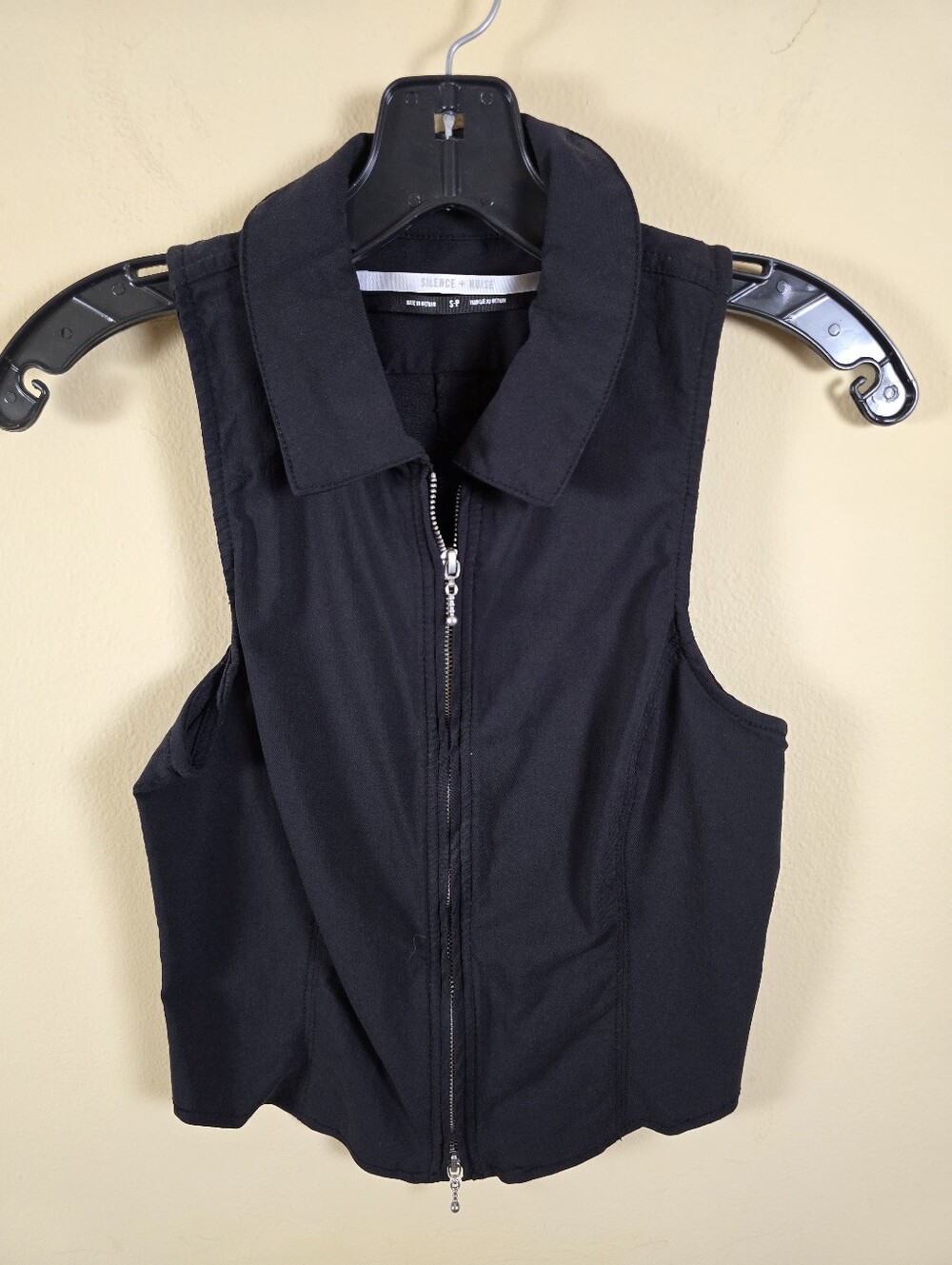 Urban Outfitters Silence + Noise Vest Size Small Top Womens Black Stretch